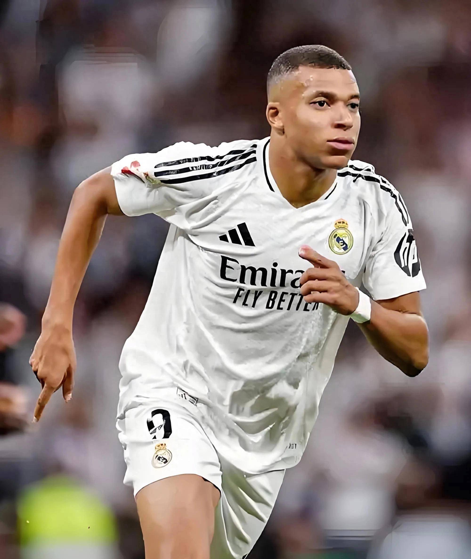 连续2场0分！单场25+15神塔变废塔 主教练未用好他？