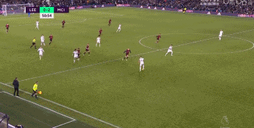 奥格斯堡1-1柏林联合，克劳德-毛里斯先拔头筹，