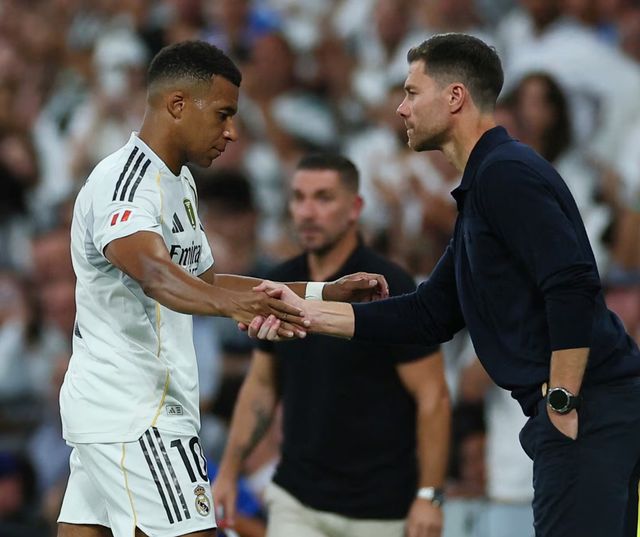 19岁杜埃2射1传 巴黎5-0国米首度加冕欧冠冠军 [欧冠巴黎圣日耳曼]