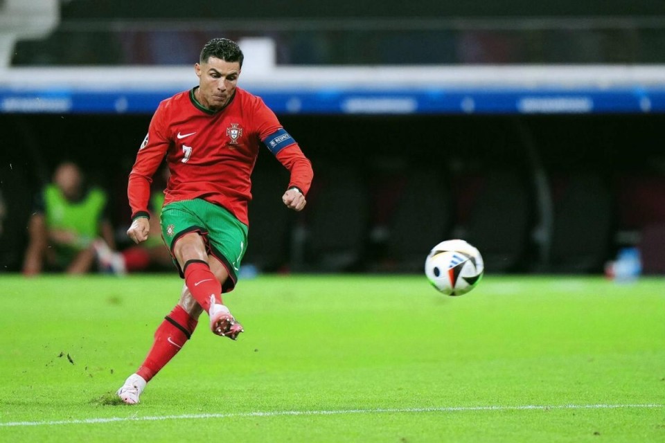 安东尼-戴维斯避免手术！独行侠核心选择非手术治疗左手韧带伤，预计约6周恢复