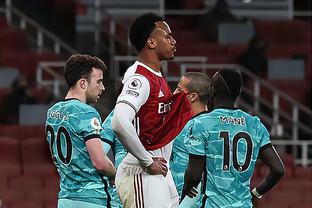 火箭惨败国王遭遇三连败！一场比赛暴露两大软肋，杜兰特无奈震惊