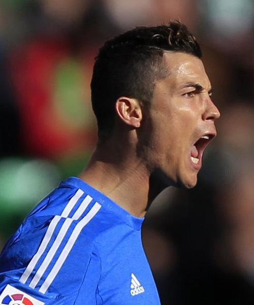 作为主帅首次带领新疆训练，格兰：会总结球队之前的错误进行调整